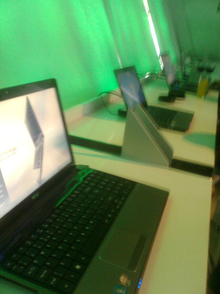 Acer TimelineX